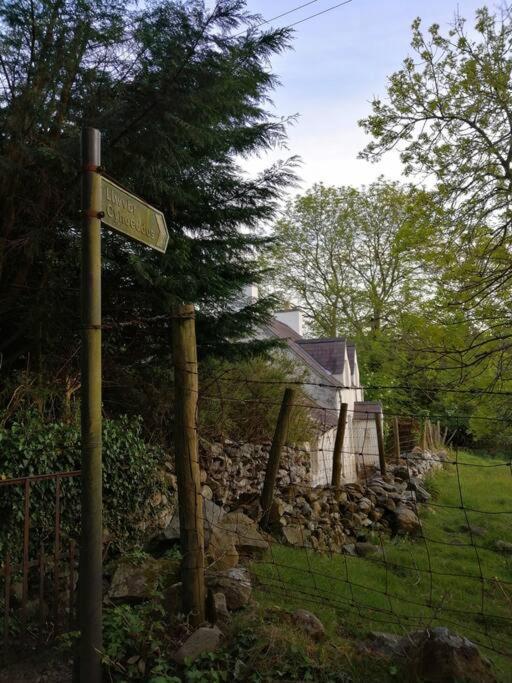 Lovely Stone Village In Snowdonia Waenfawr